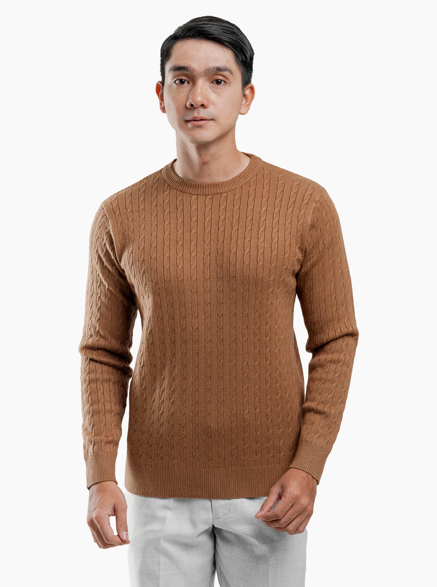 Cable-Crewneck-Knitwear-Gomuda