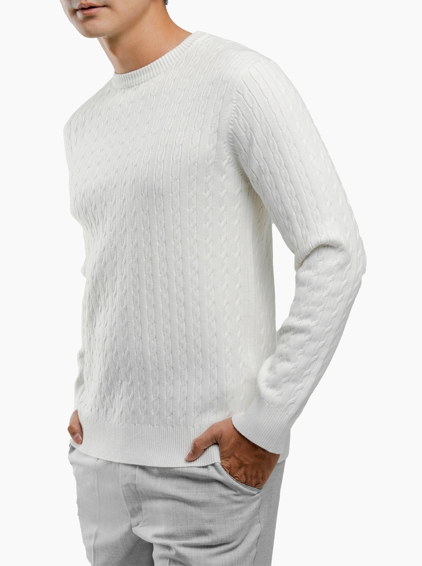 Cable-Crewneck-Knitwear-Gomuda