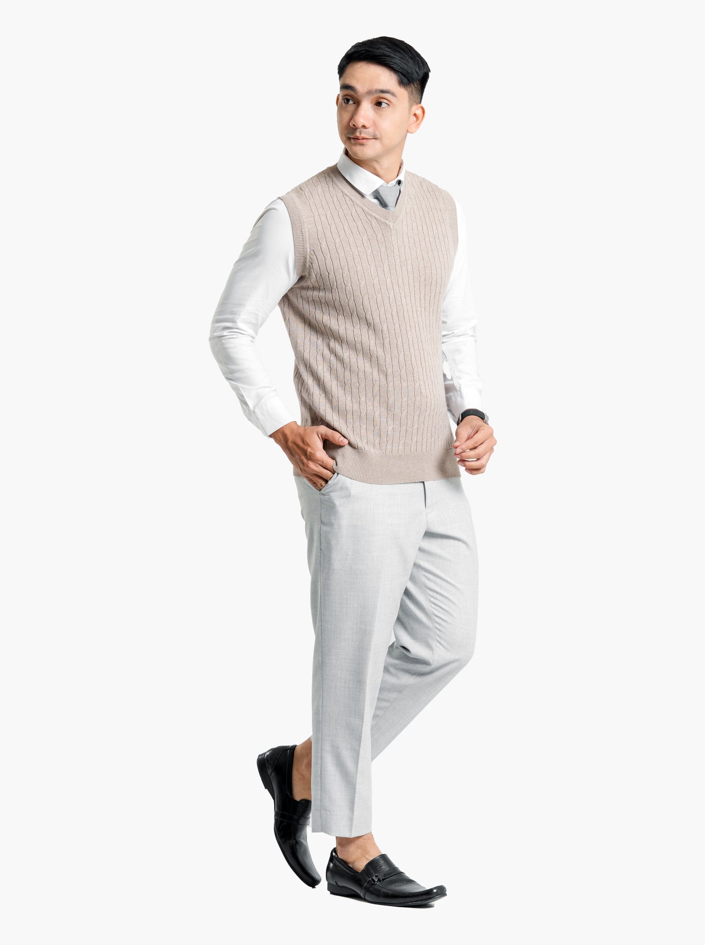 Cable-Vest-Knitwear-Gomuda