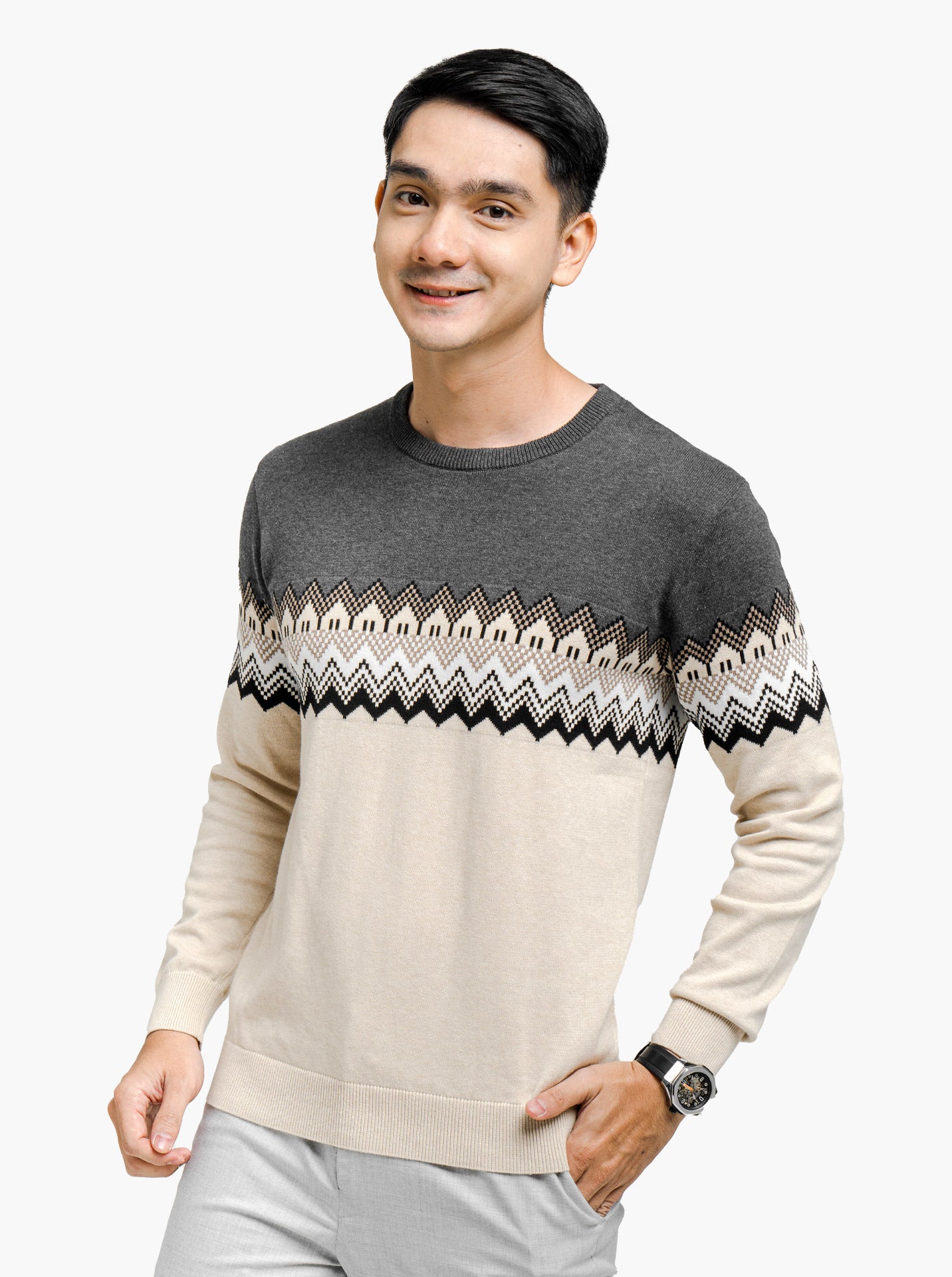 Crewneck-Aztec-Tribal-Knitwear-Gomuda