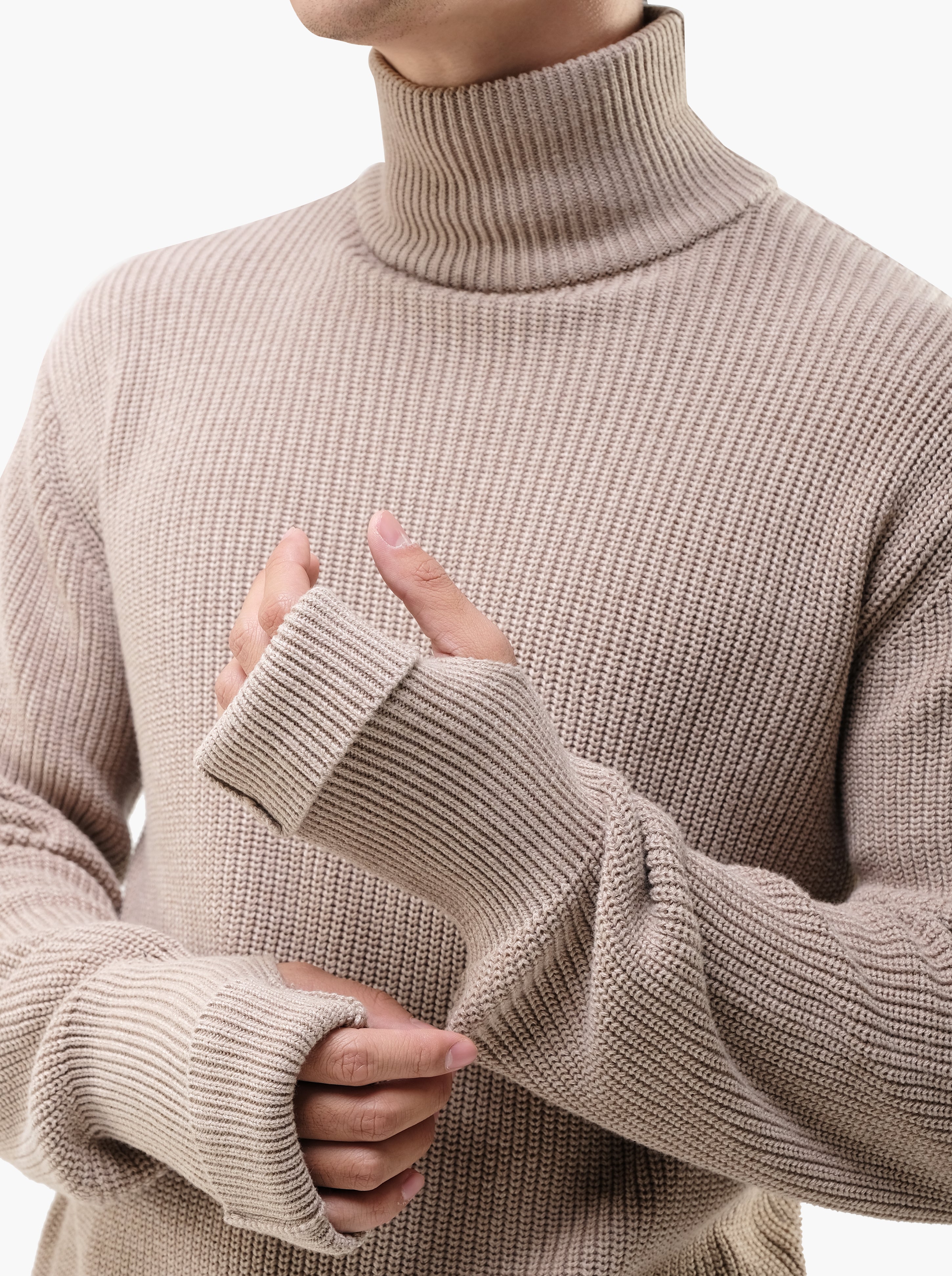 Oversized-Cord-Turtleneck-Thumb-Hole-Knitwear-Gomuda
