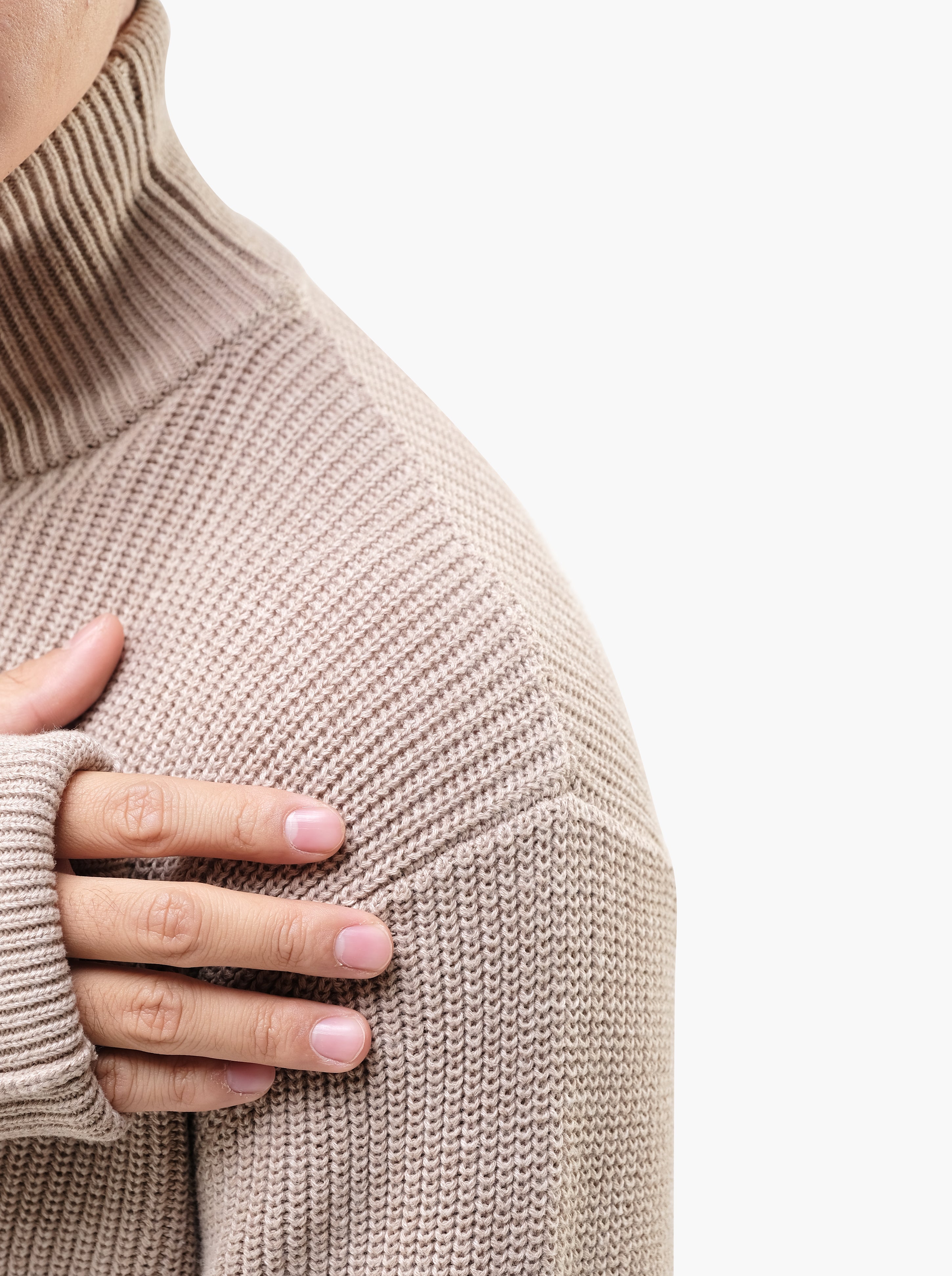 Oversized-Cord-Turtleneck-Thumb-Hole-Knitwear-Gomuda