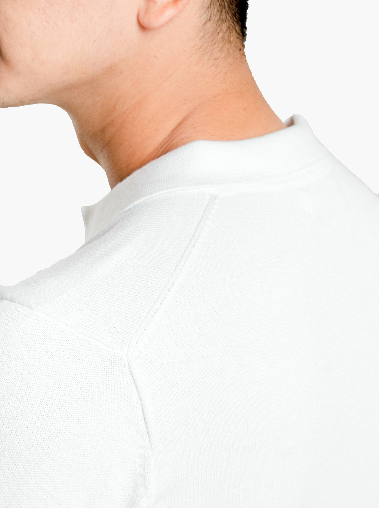 Polo-Zip-Neck-Knitwear-Gomuda