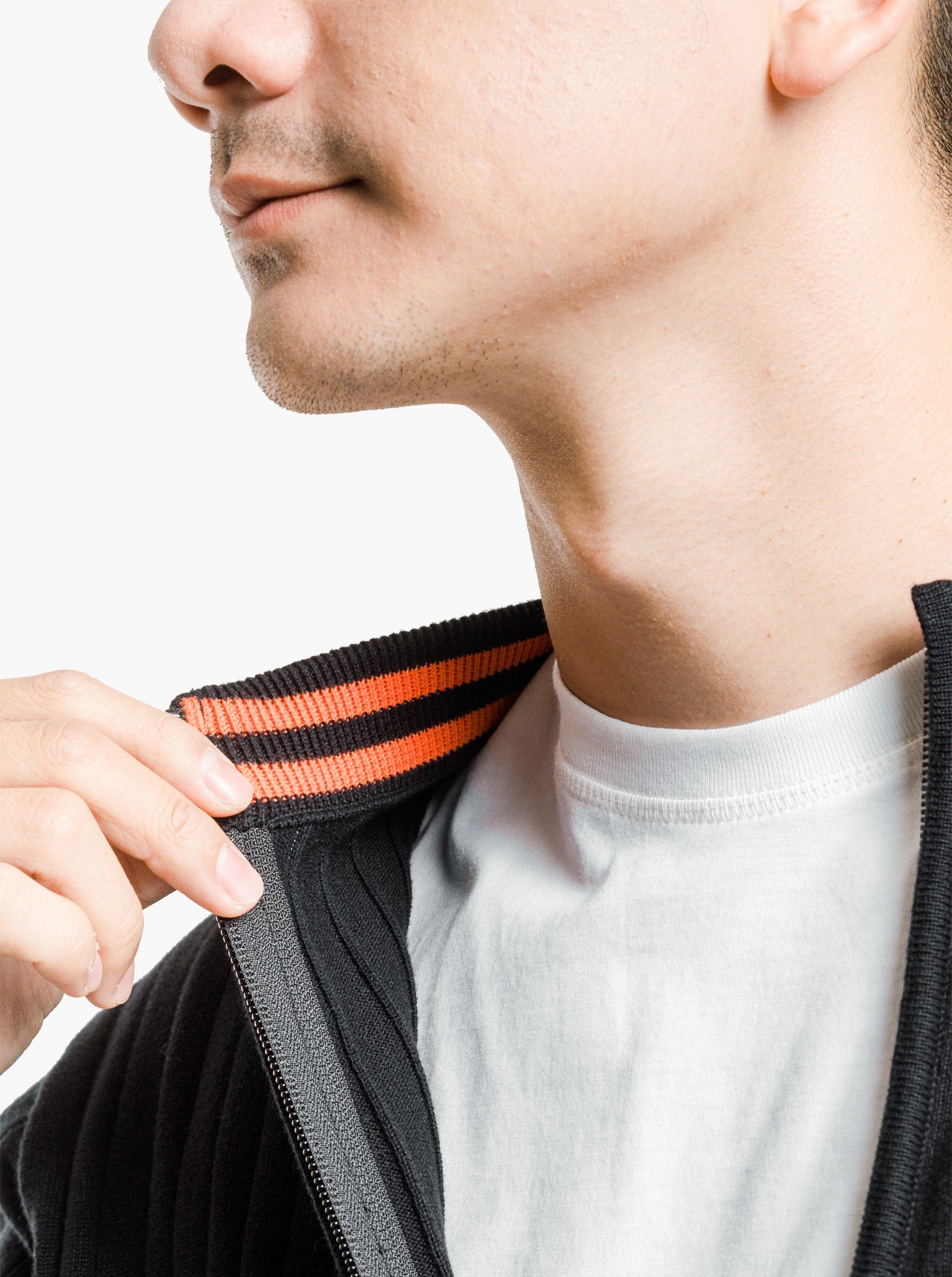 Sporty-Ribbed-Full-Zip-Neck-Knitwear-Gomuda