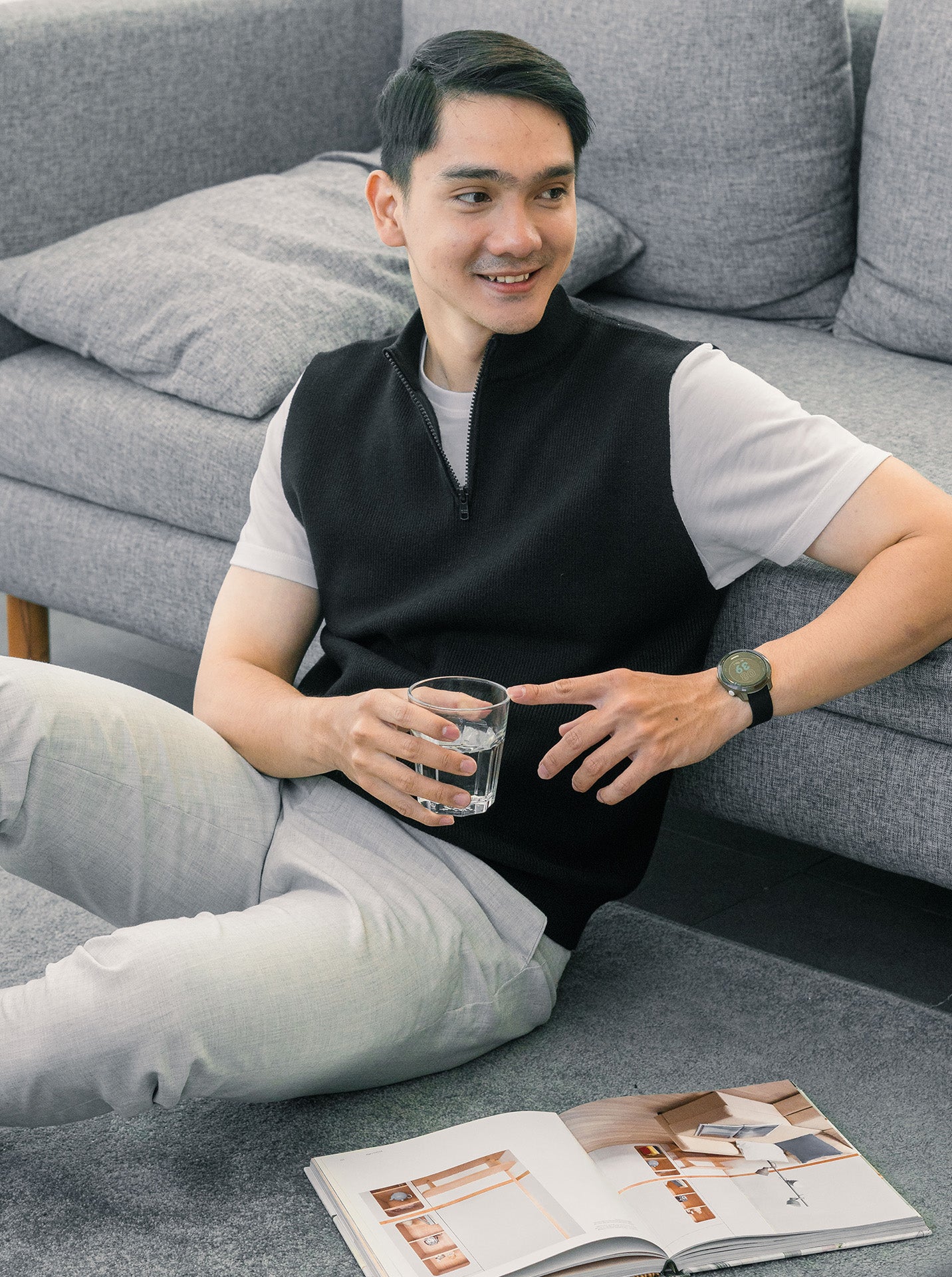 Viscose-Vest-Zip-Neck-Knitwear-Gomuda
