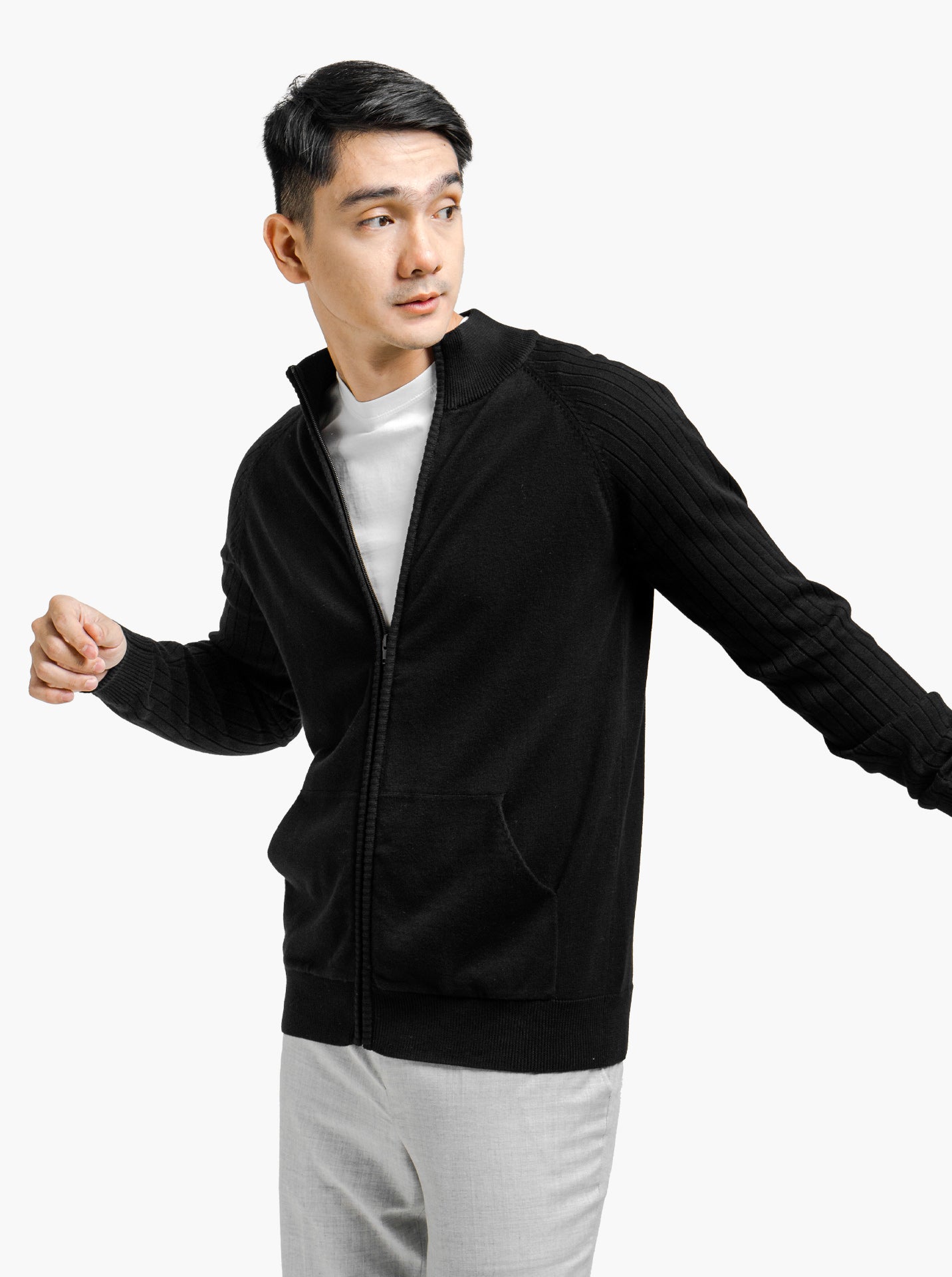 Sporty-Full-Zip-Knitwear-Gomuda
