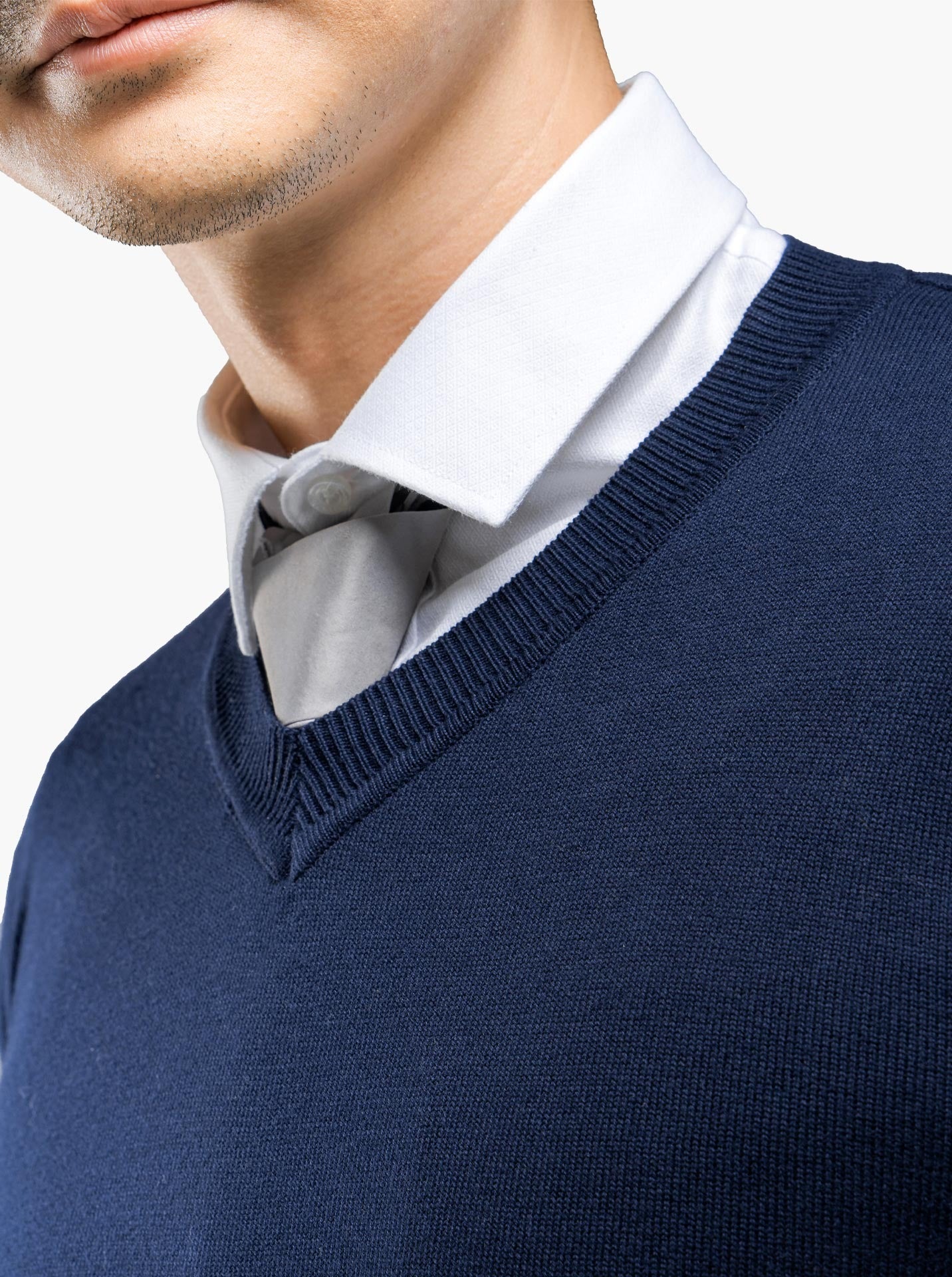 V-Neck Knitwear