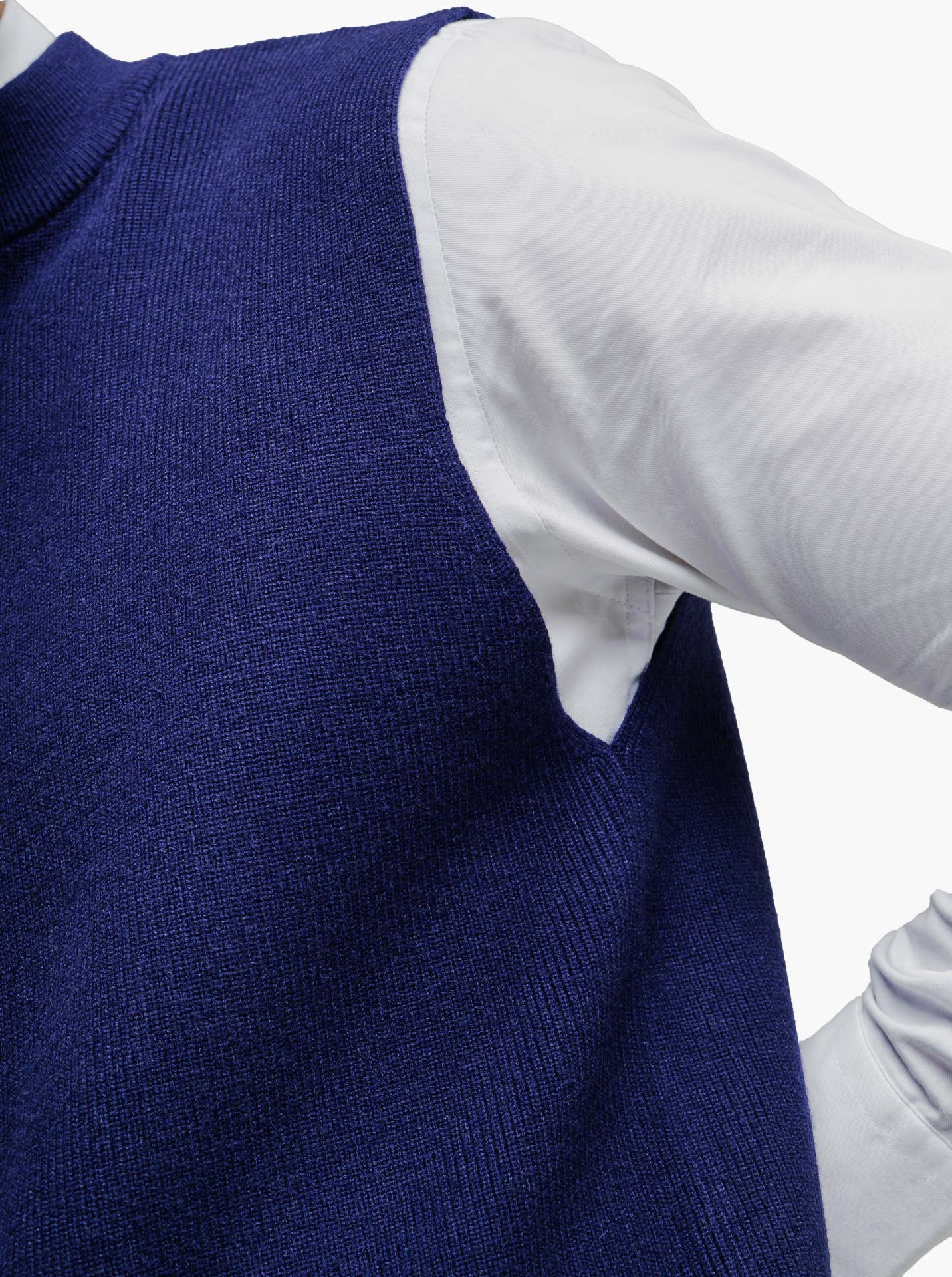 Viscose-Vest-Zip-Neck-Knitwear-Gomuda