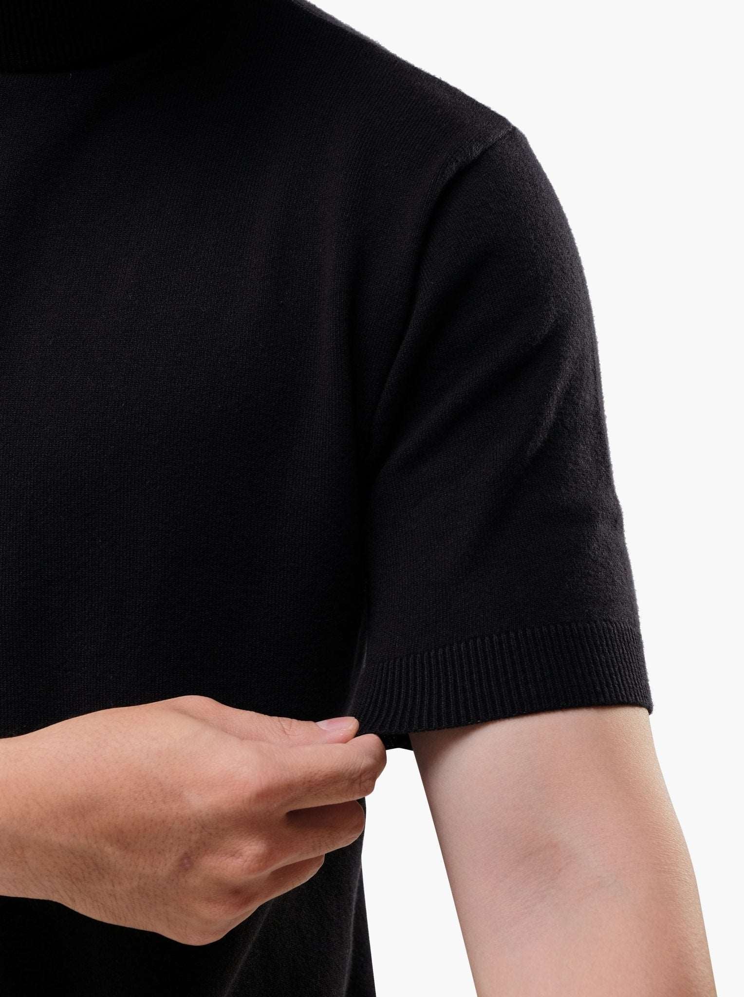 Mockneck-Short-Sleeve-Knitwear-Gomuda