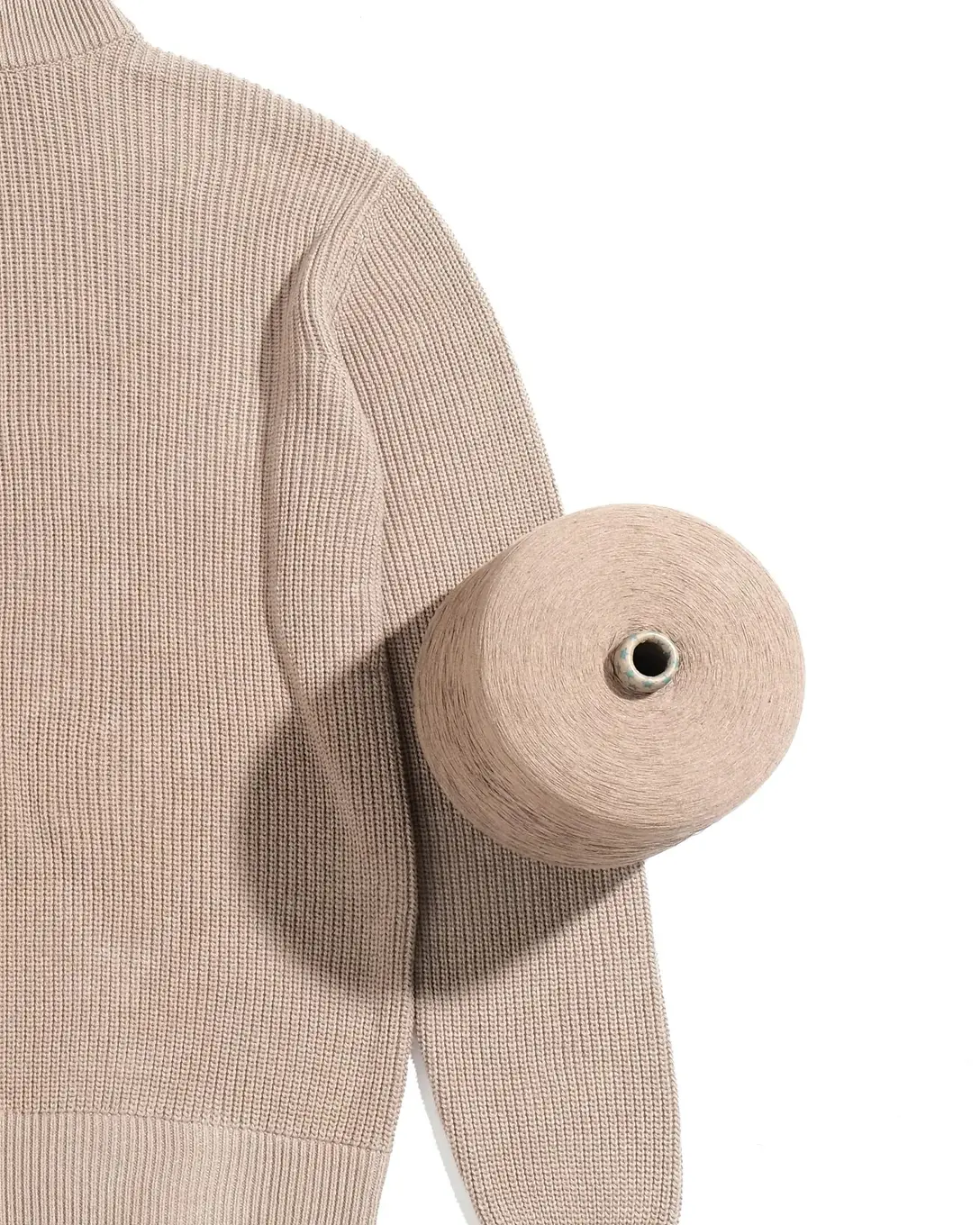 Detail rajut katun dan gulungan benang